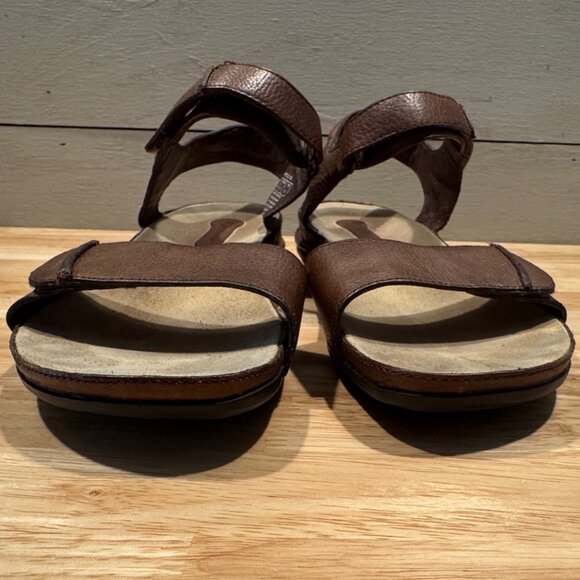 ROCKPORT ~ Sandals Women Size 9.5 - Brown Leather Low Wedge w Adjustable Straps - Picture 3 of 9